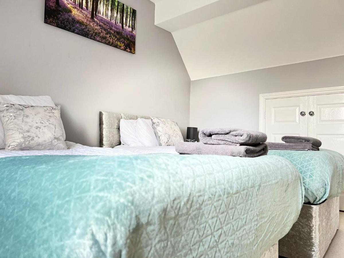 Deer Valley By Incredible Stay Peterborough Exterior photo